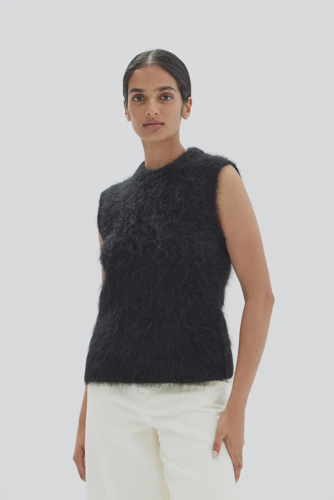 Hunter Alpaca Cropped Knit Vest | Black| Assembly Label|  Long Way Home