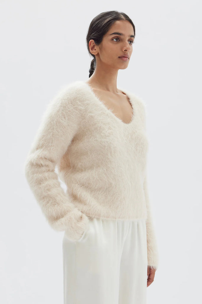 Hunter Alpaca V-Neck Knit | Cream - Long Way Home