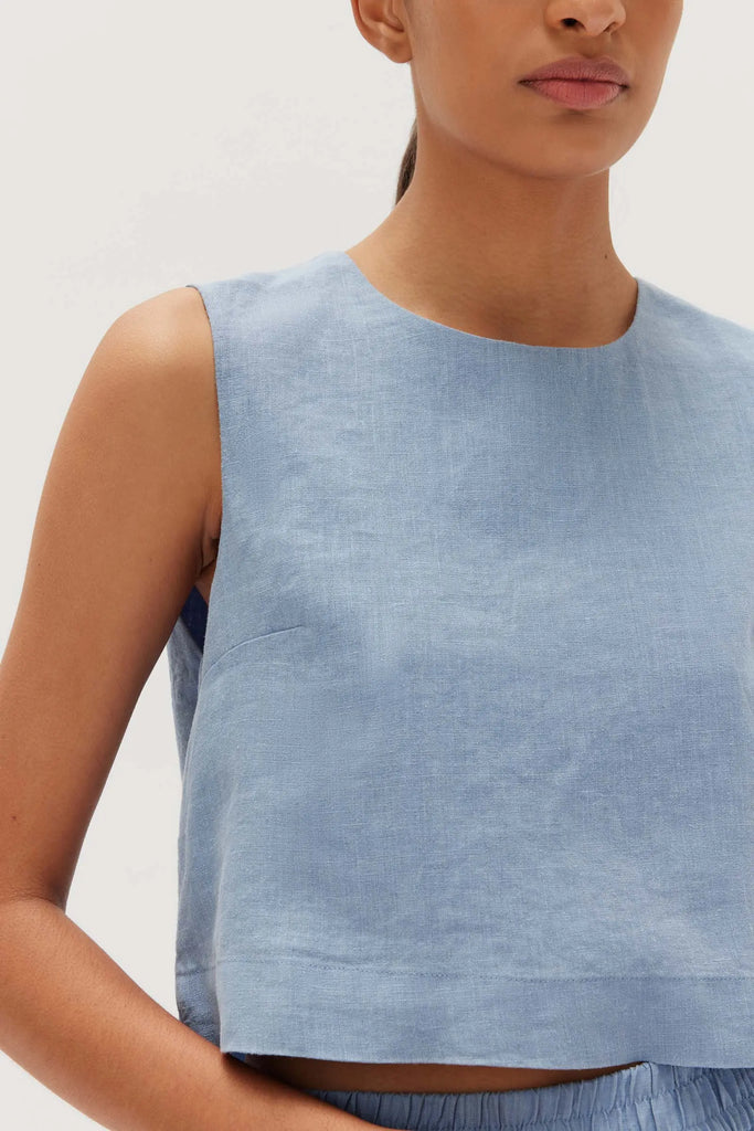 Nilsa Top | Pool Assembly Label Long Way Home