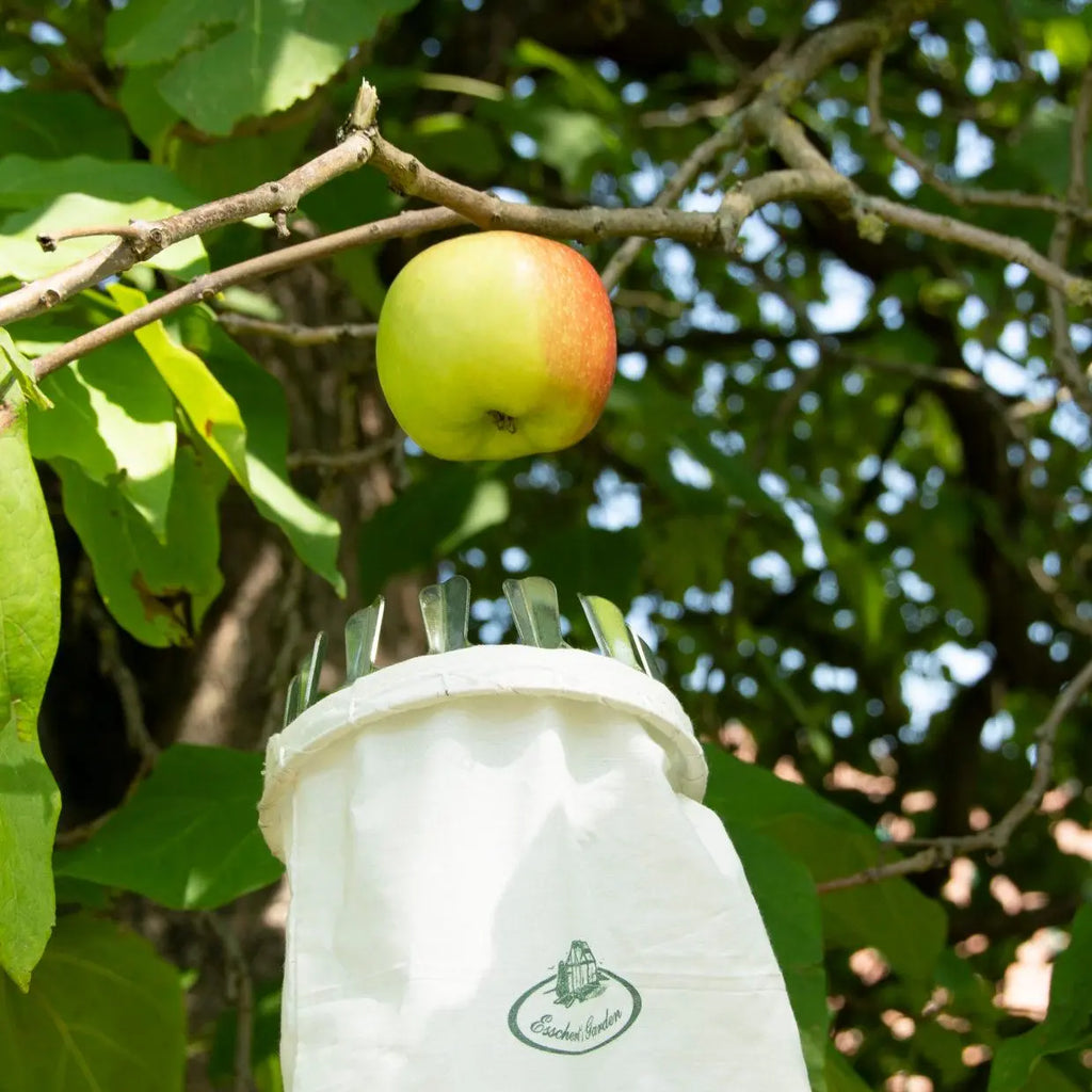 Metal Fruit Picker Esschert Design Long Way Home
